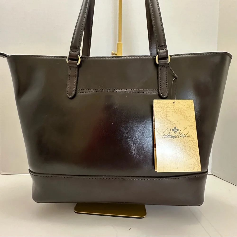 Violetti Tote by Patricia Nash – Timeless Tote in Distressed Chocolate Vintage L - Picture 4 of 8